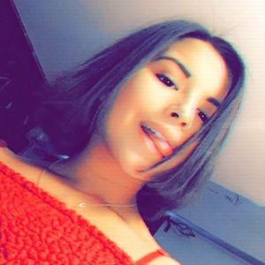 Meet your Posher, Alexys